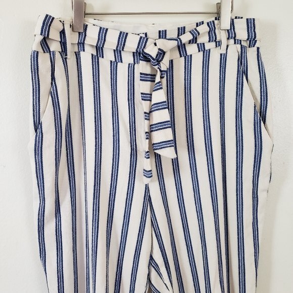BCBGeneration Pants 8 White & Blue Striped Woven Striaght Leg Business Casual - Picture 2 of 7